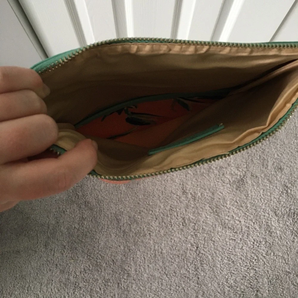 NWOT Rachel Pally Reversible Clutch